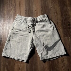 Nike Club Fleece Shorts Gray Big Swoosh Logo Mens Size S Sweat Shorts